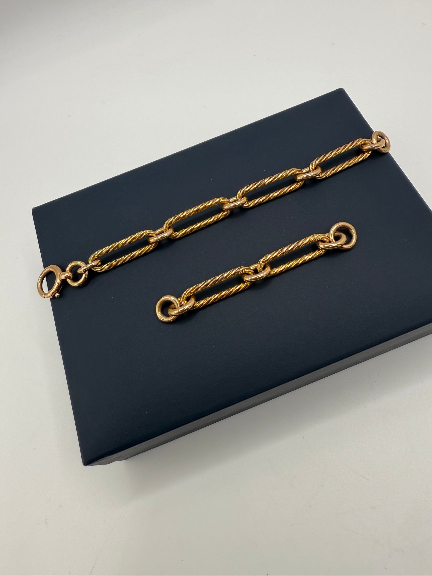 Stunning 15ct Gold Cable Chain