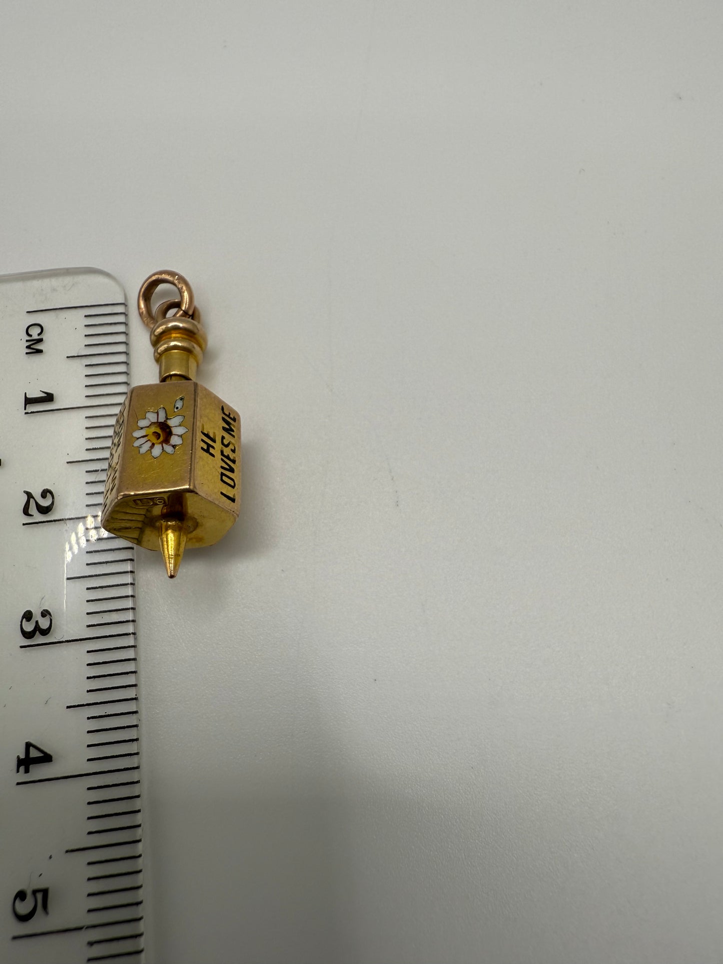 Rare Antique 9ct Gold Enamelled He Loves me/Loves me Not Spinner Pendant