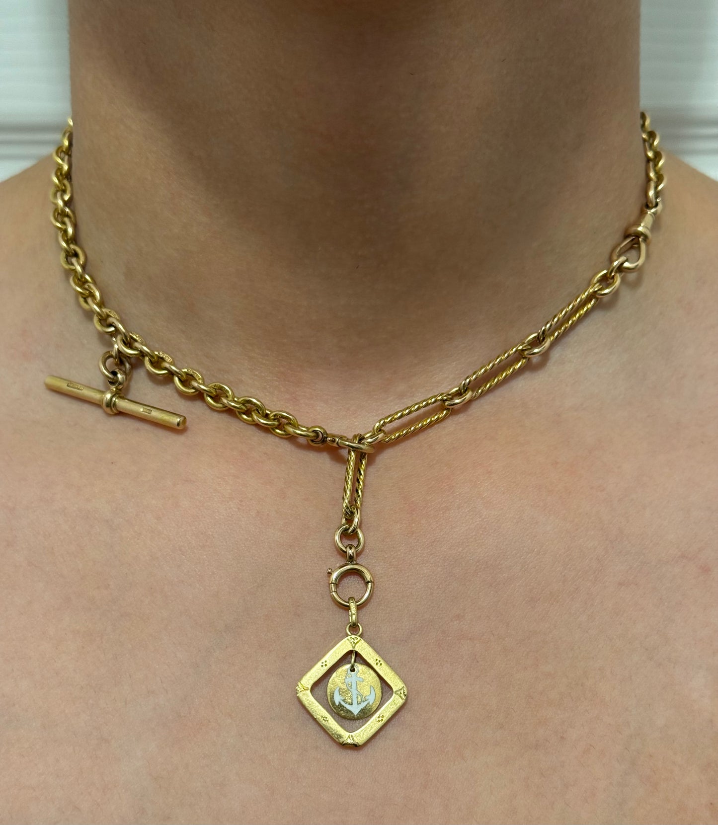 Stunning 15ct Gold Cable Chain
