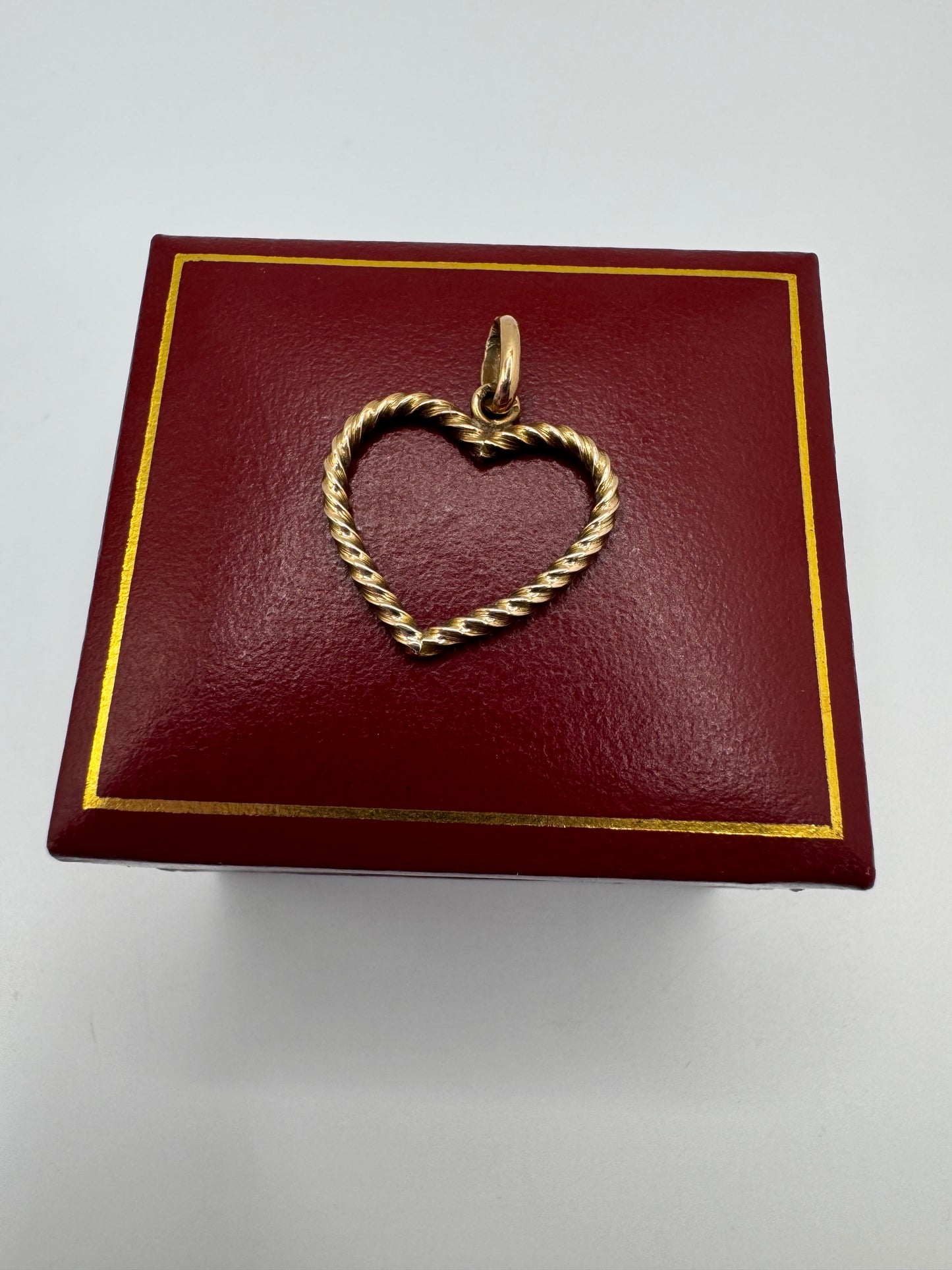 Vintage 9ct Gold Twisted Openwork Heart Charm