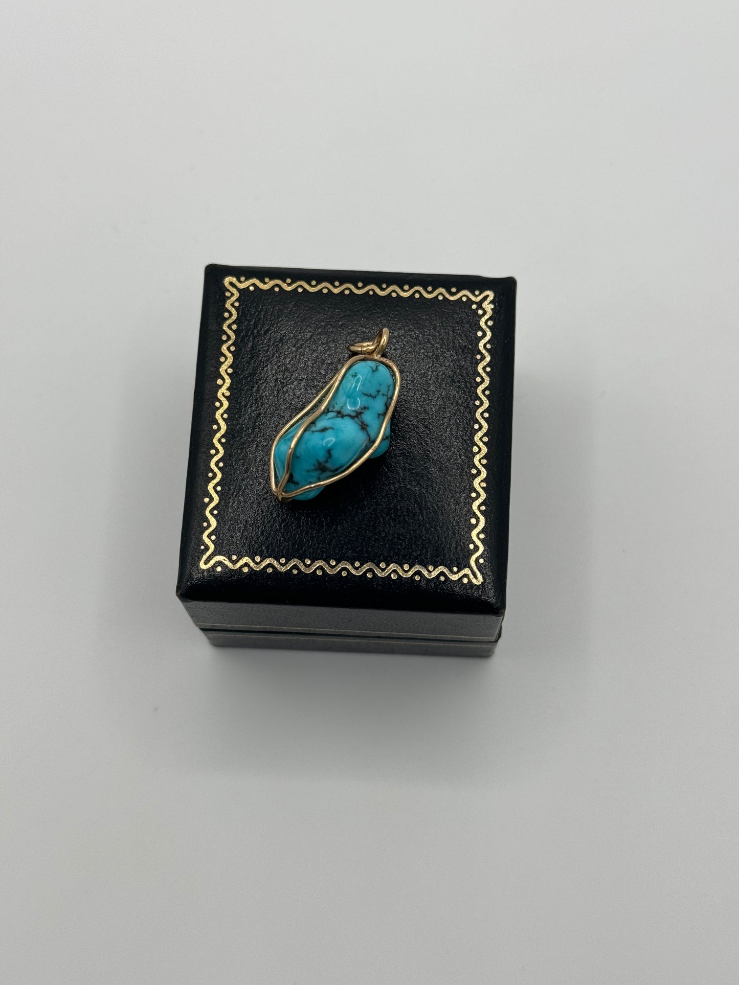 Vintage 9ct Gold Natural Turquoise in Cage Pendant