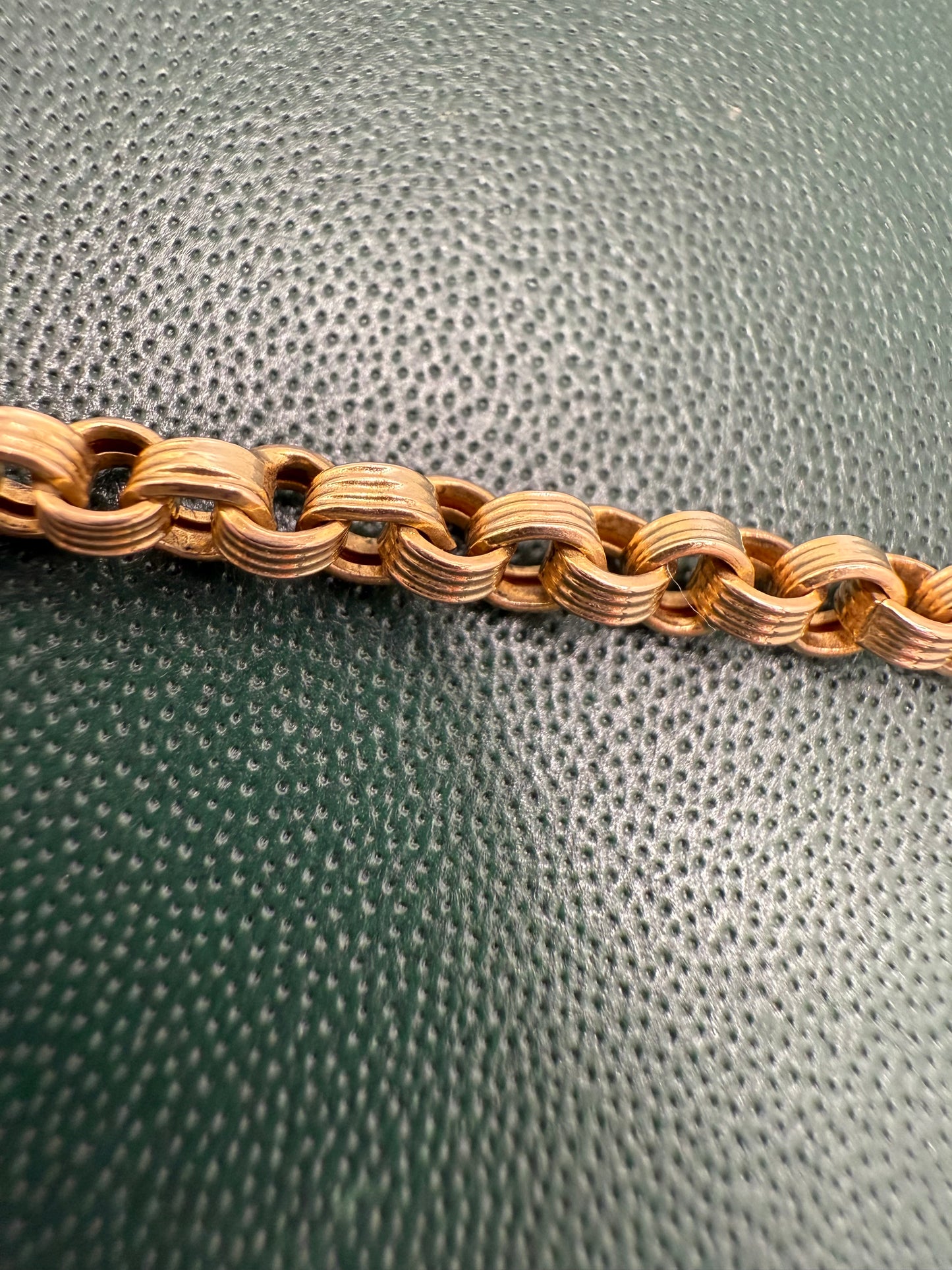 Long Vintage 9ct Gold Ribbed Link Chain 28.5 Inches