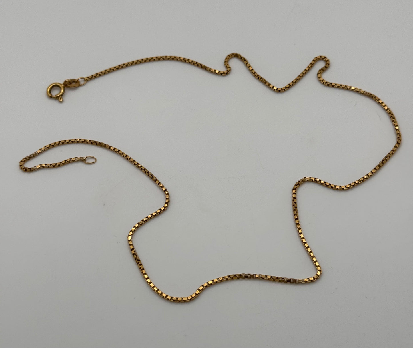 Vintage 18ct Gold Box Chain 16 Inches