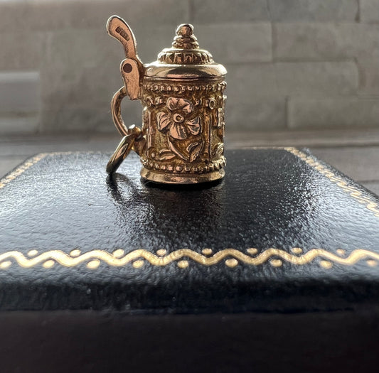 Vintage 9ct Gold Opening Beer Stein Charm