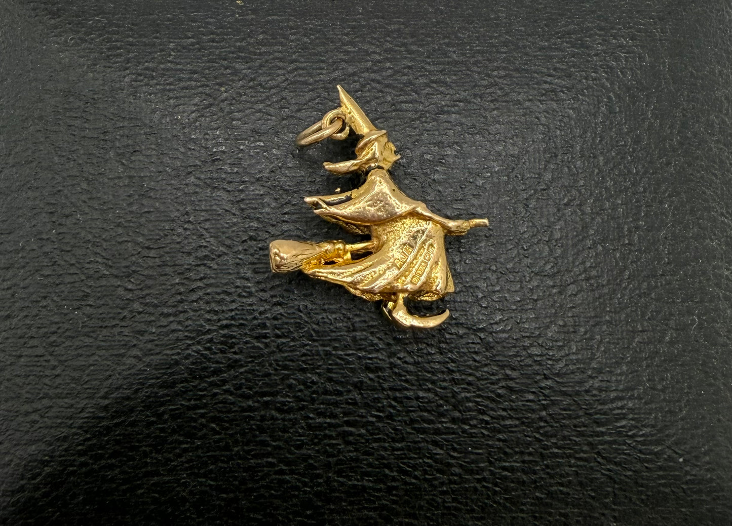 Vintage 9ct Gold Witch on Broom Charm