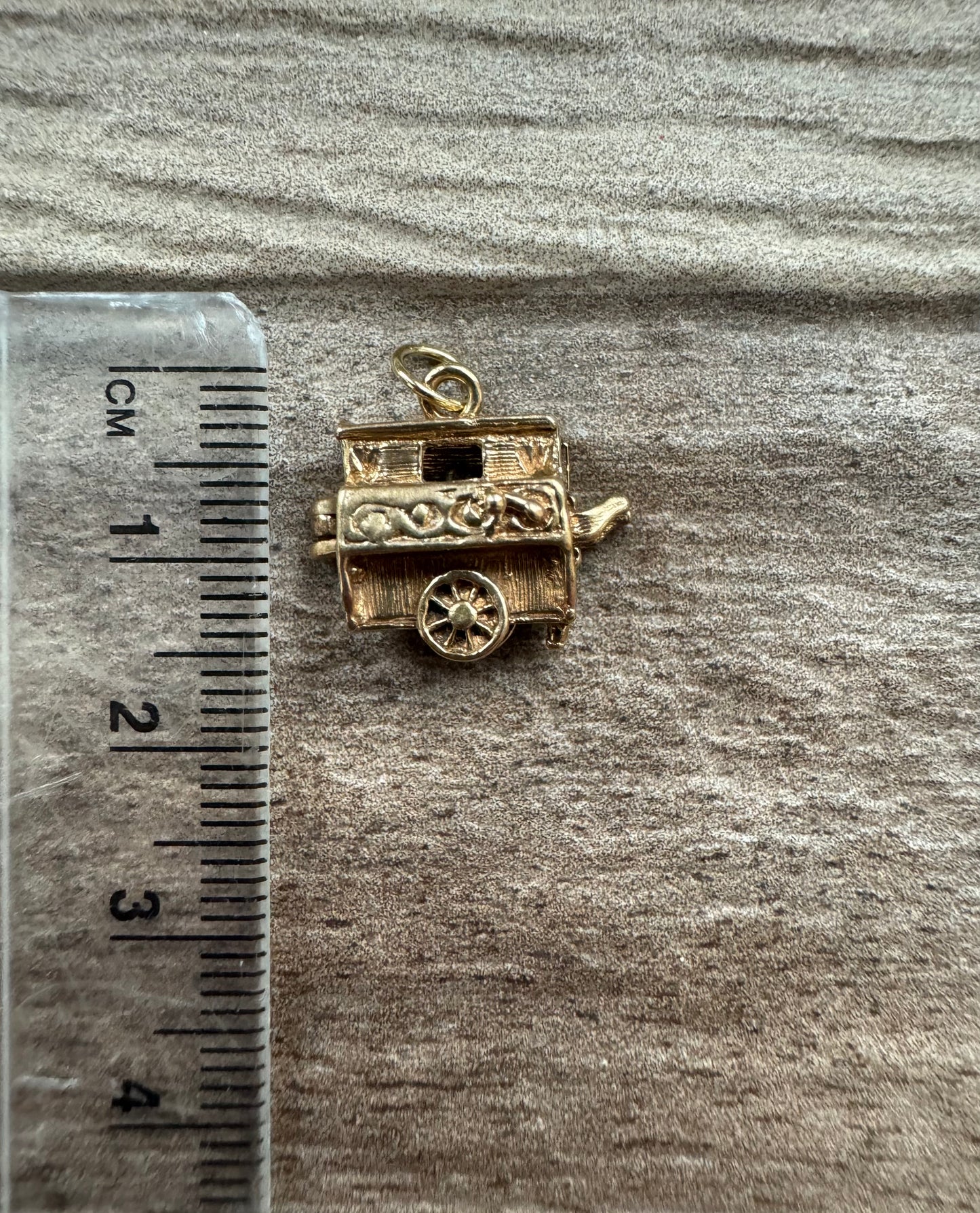 Vintage 9ct Gold Opening Organ Grinder Monkey Inside Charm