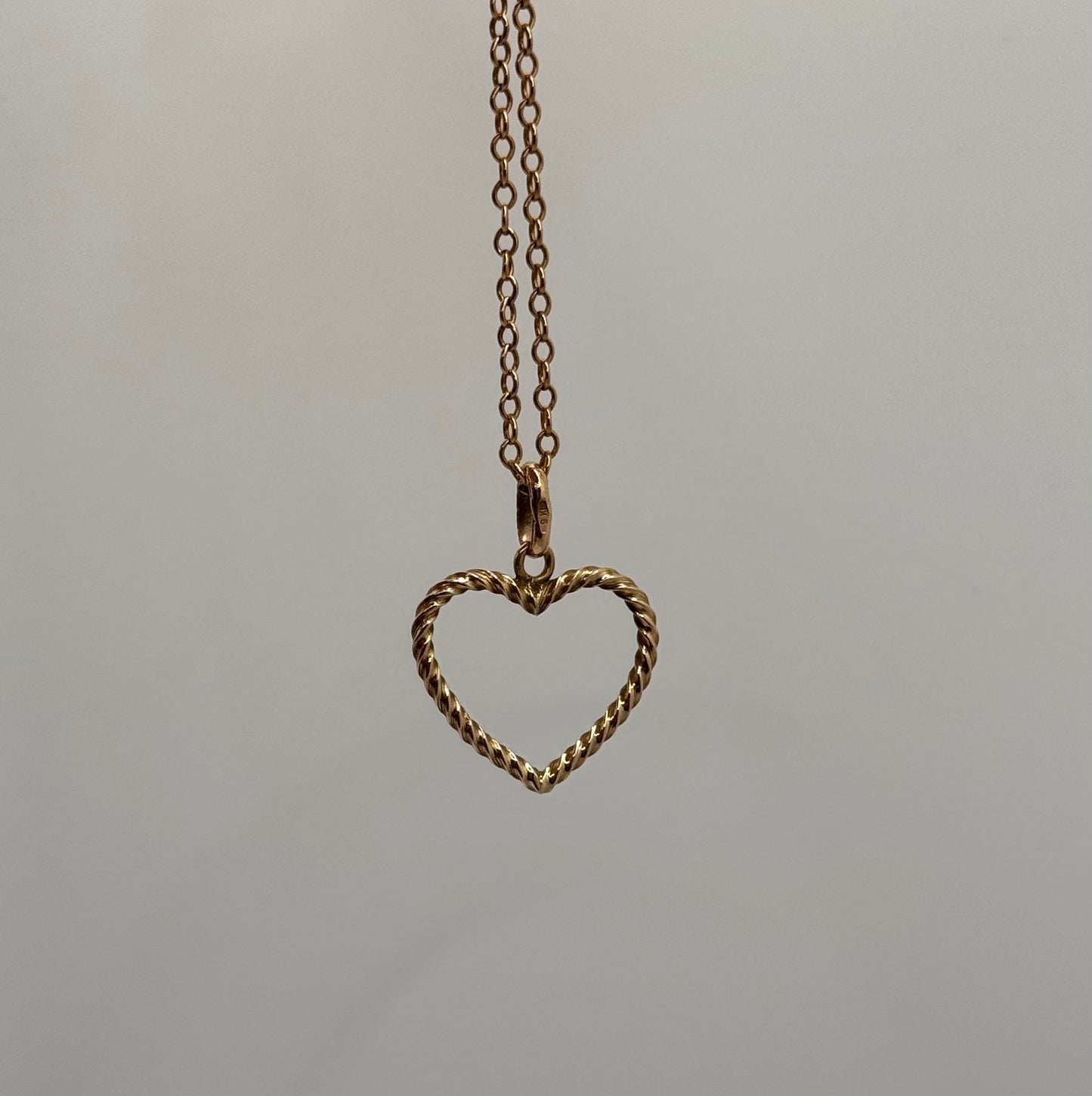 Vintage 9ct Gold Twisted Openwork Heart Charm