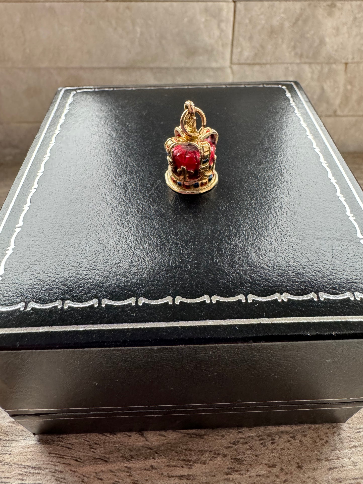 Vintage 9ct Gold Enamel Crown Charm