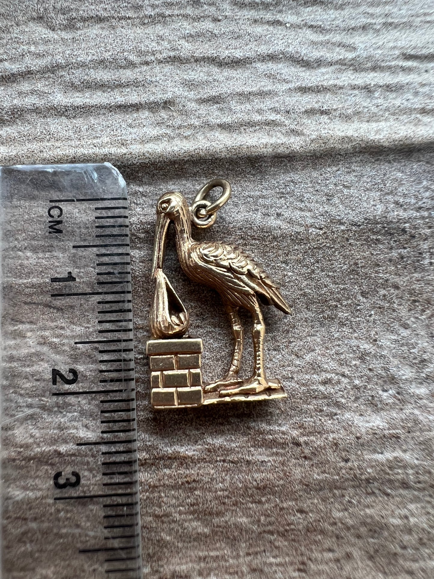 Vintage 9ct Gold Stork & Baby Charm