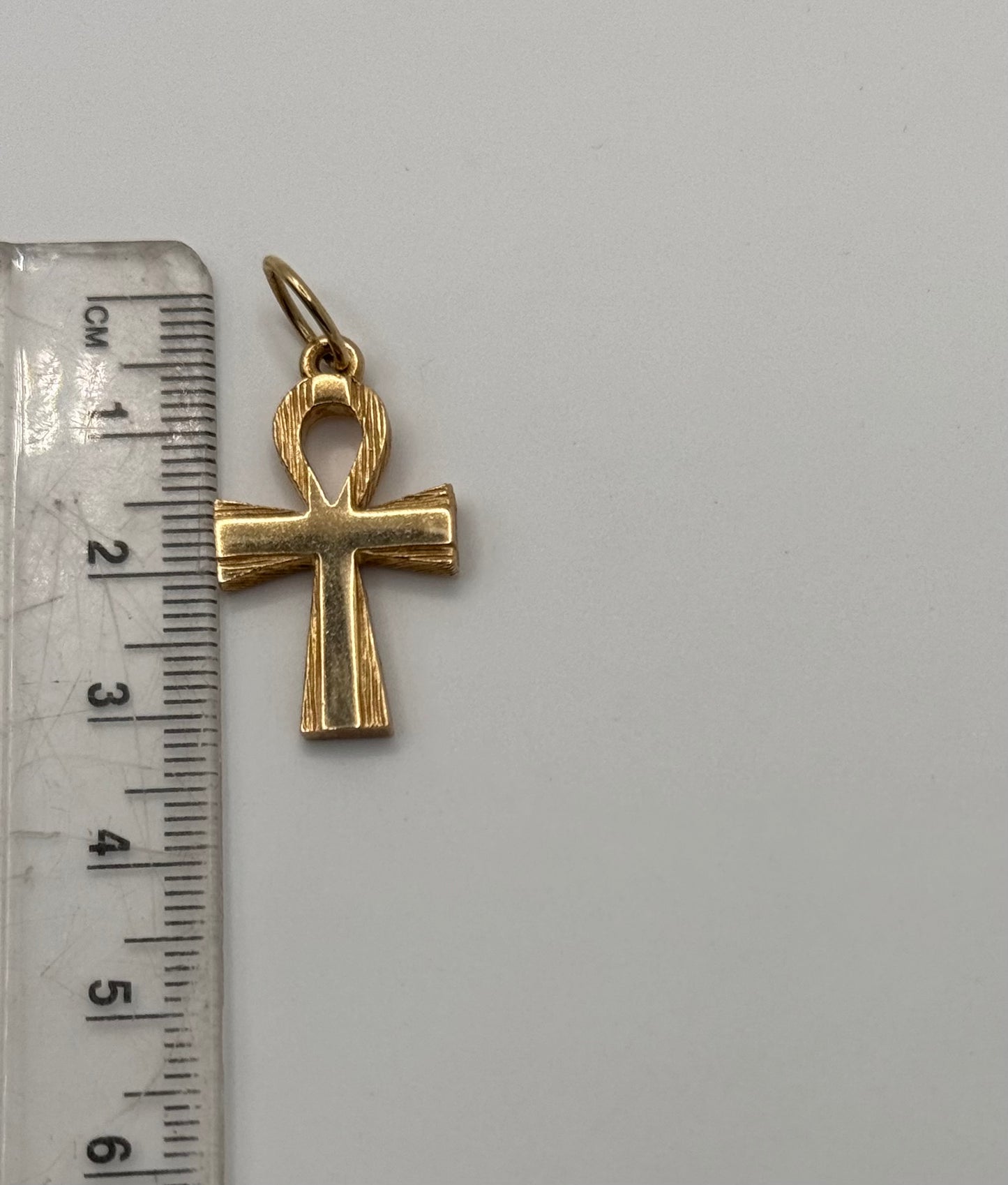 9ct Gold Egyptian Ankh Key of Life Pendant