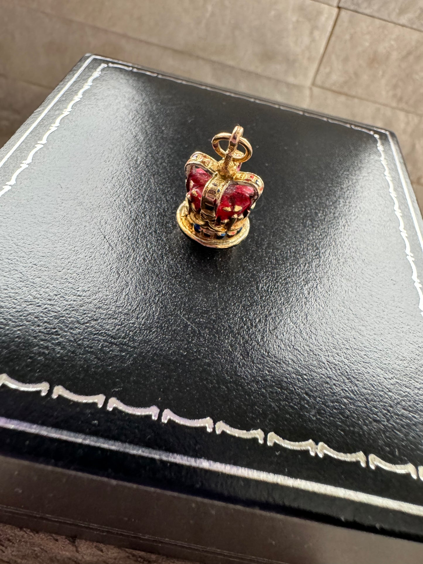 Vintage 9ct Gold Enamel Crown Charm