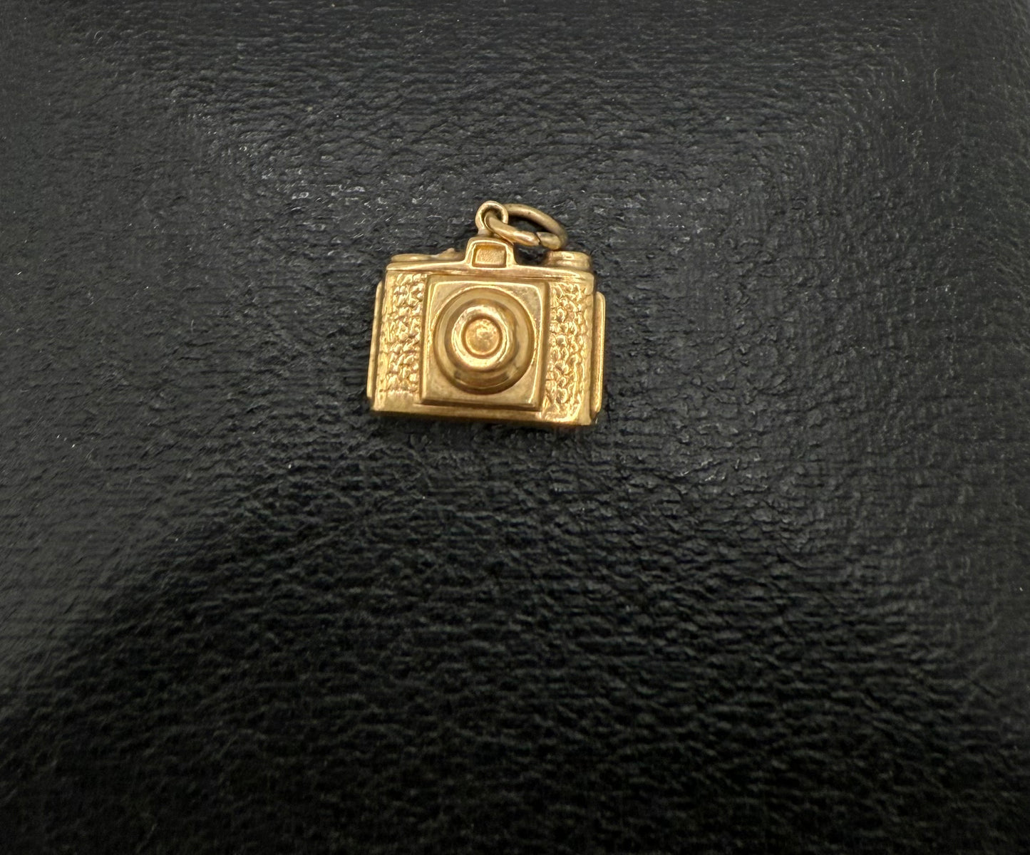 Vintage 9ct Gold Camera Charm