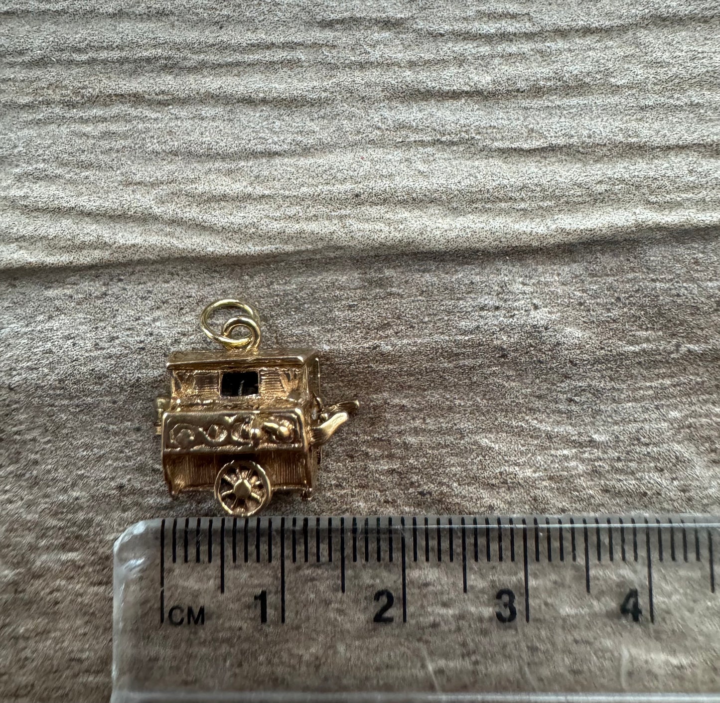 Vintage 9ct Gold Opening Organ Grinder Monkey Inside Charm