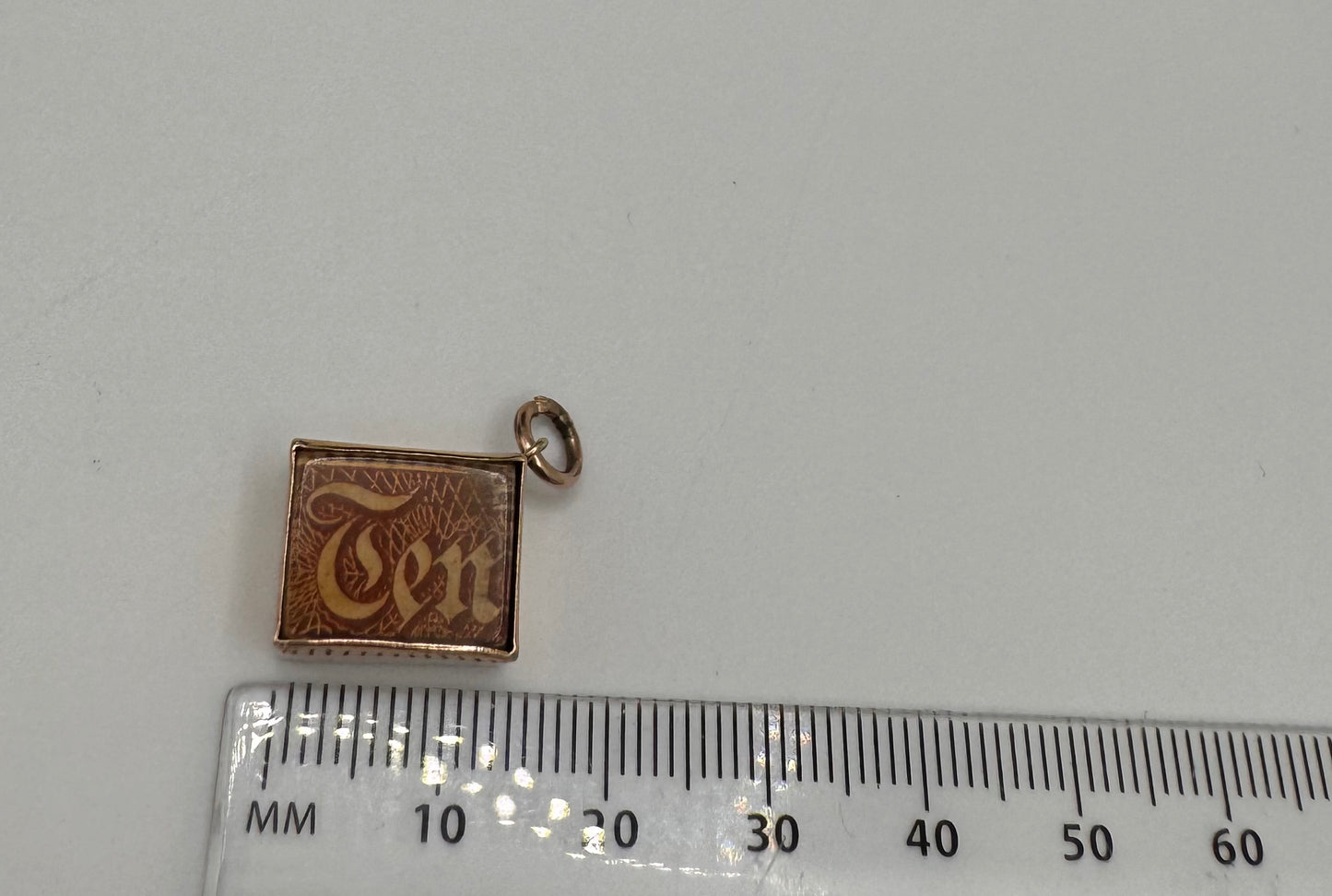 Vintage 9ct Gold Emergency Money Charm