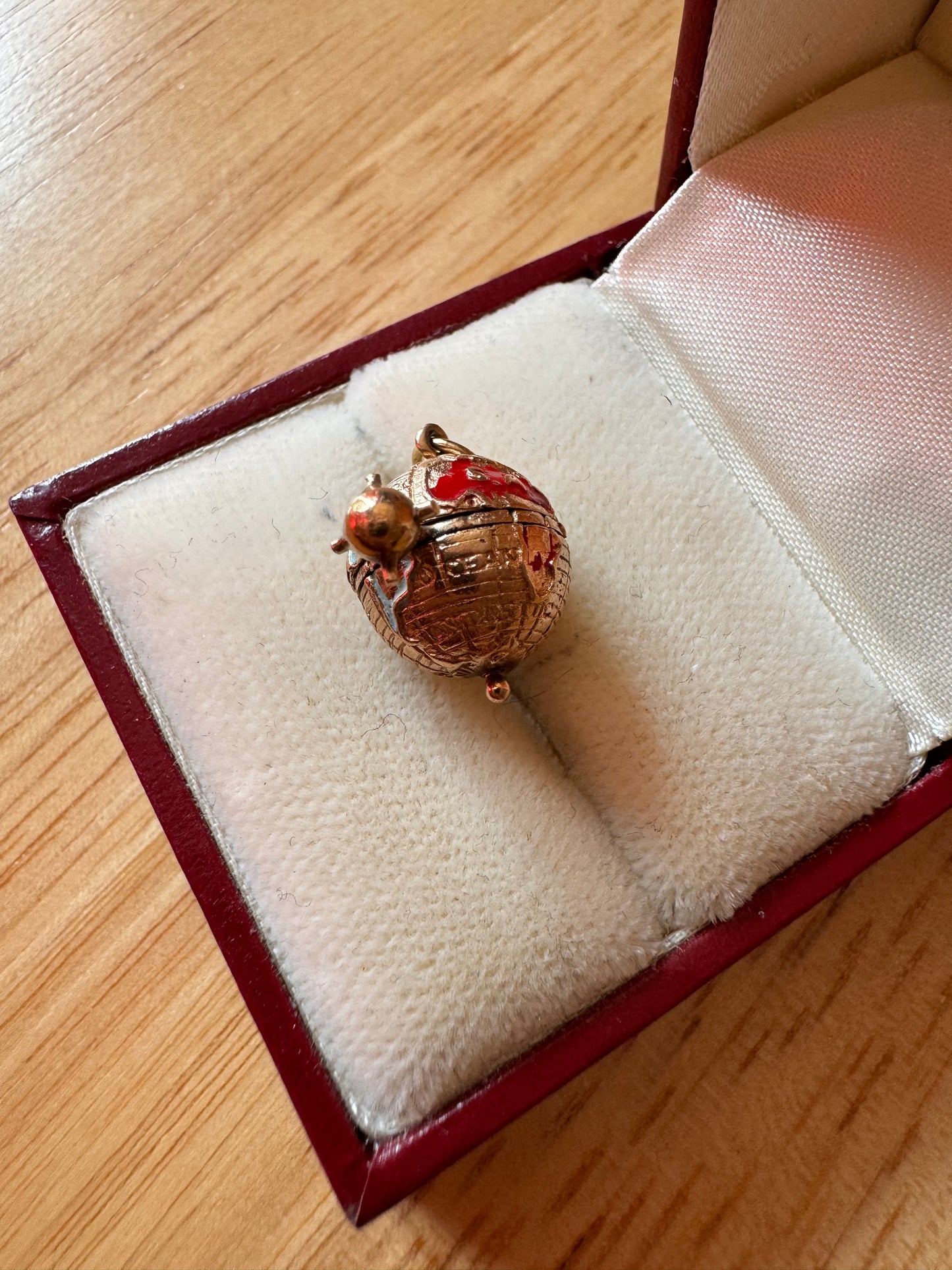 Vintage 9ct Gold Articulated Enamel Globe with Turning Sputnik Satellite Charm