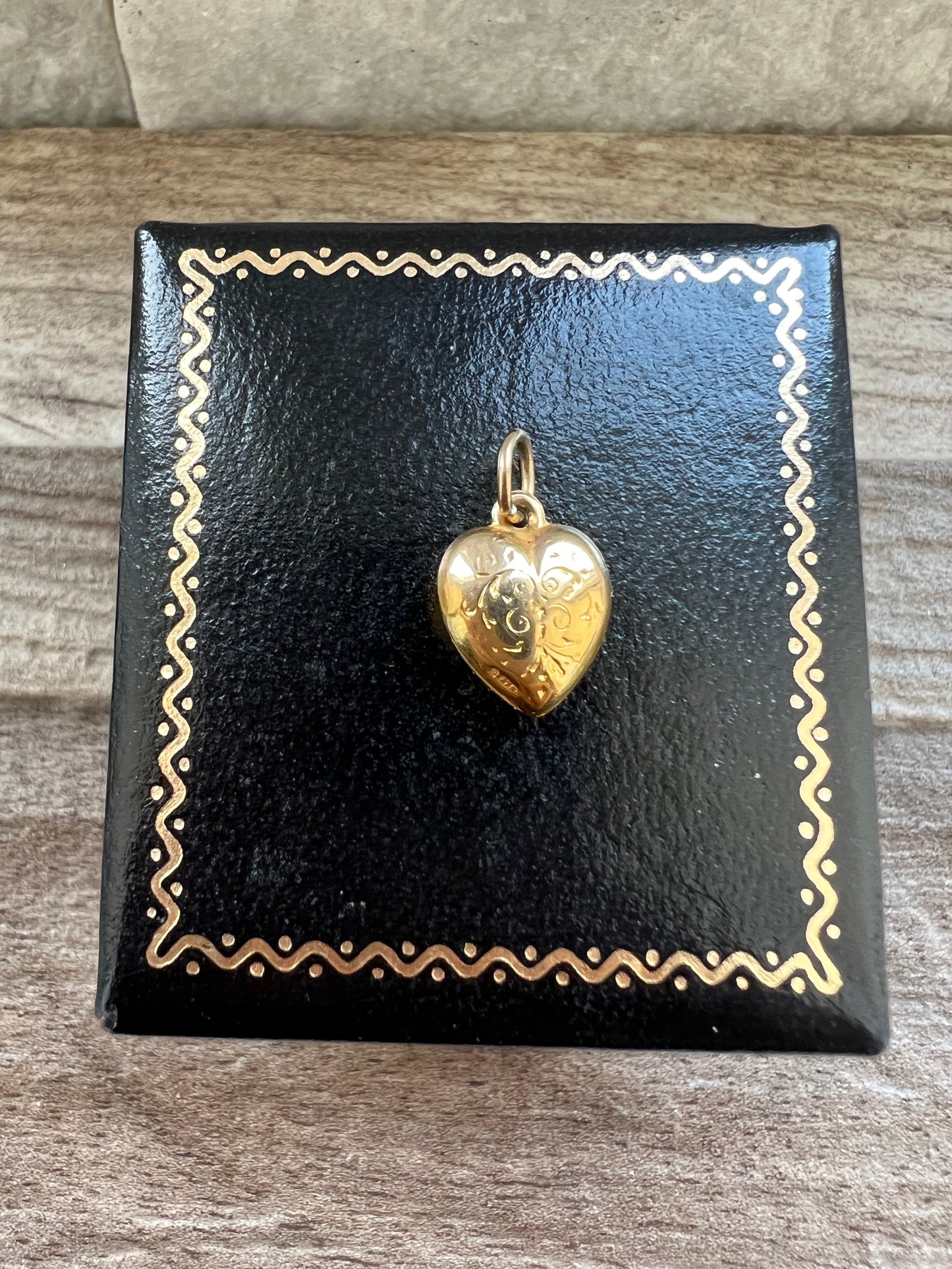 Vintage 9ct Gold Puffed Heart Charm