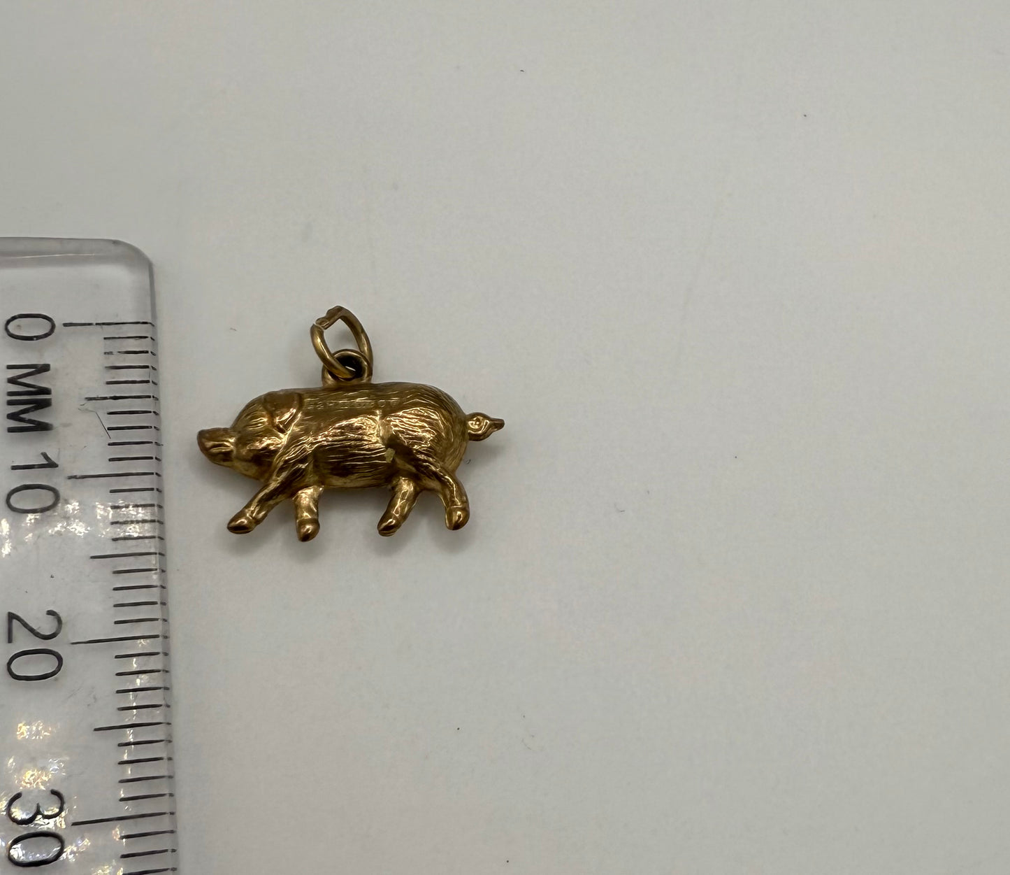 Vintage 9ct Gold Pig Charm