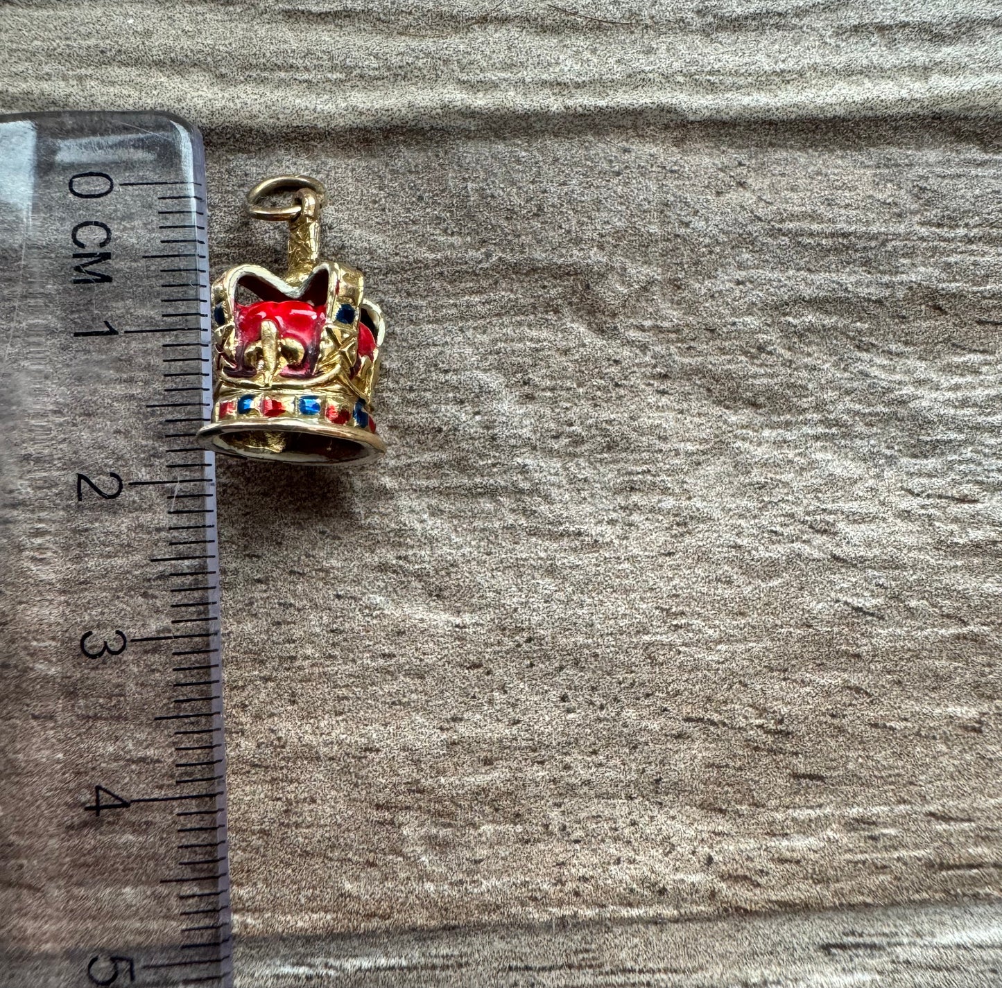 Vintage 9ct Gold Enamel Crown Charm