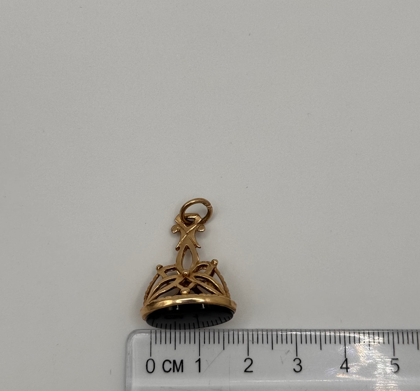 Vintage 9ct Gold Seal Fob Charm Pendant