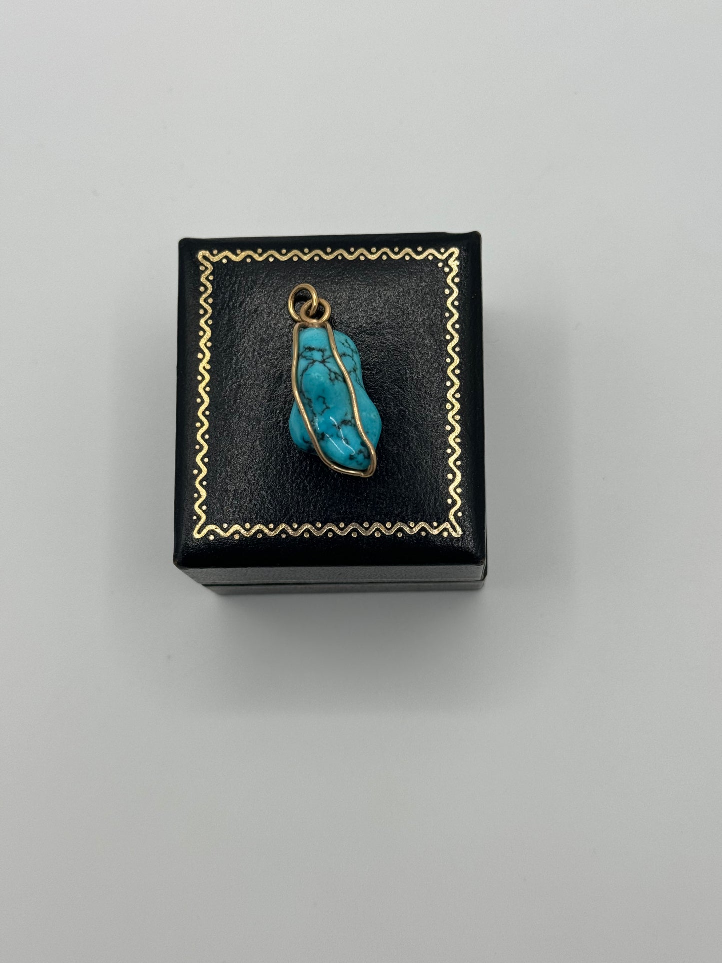 Vintage 9ct Gold Natural Turquoise in Cage Pendant