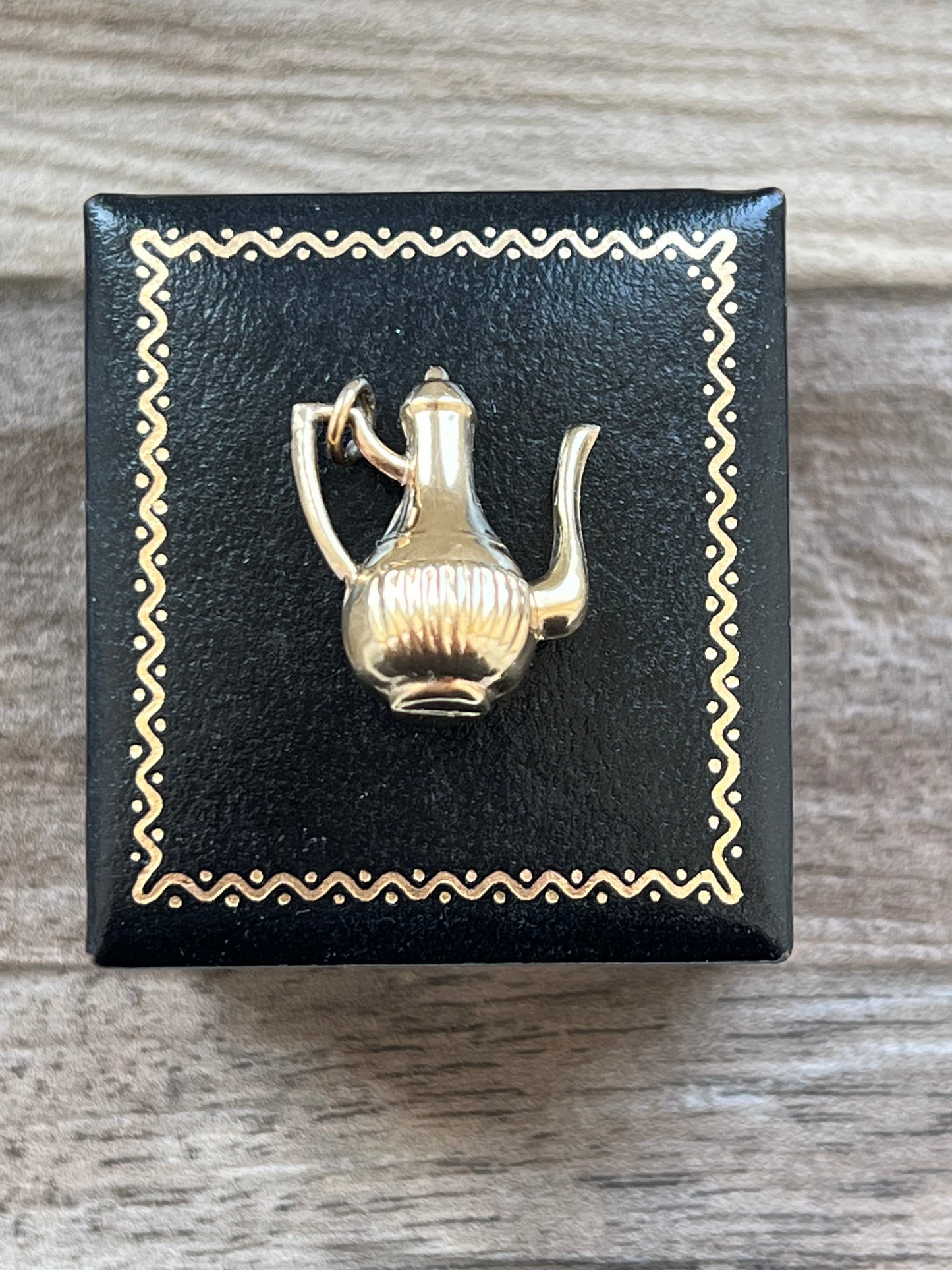 Vintage 9ct Gold Teapot Charm