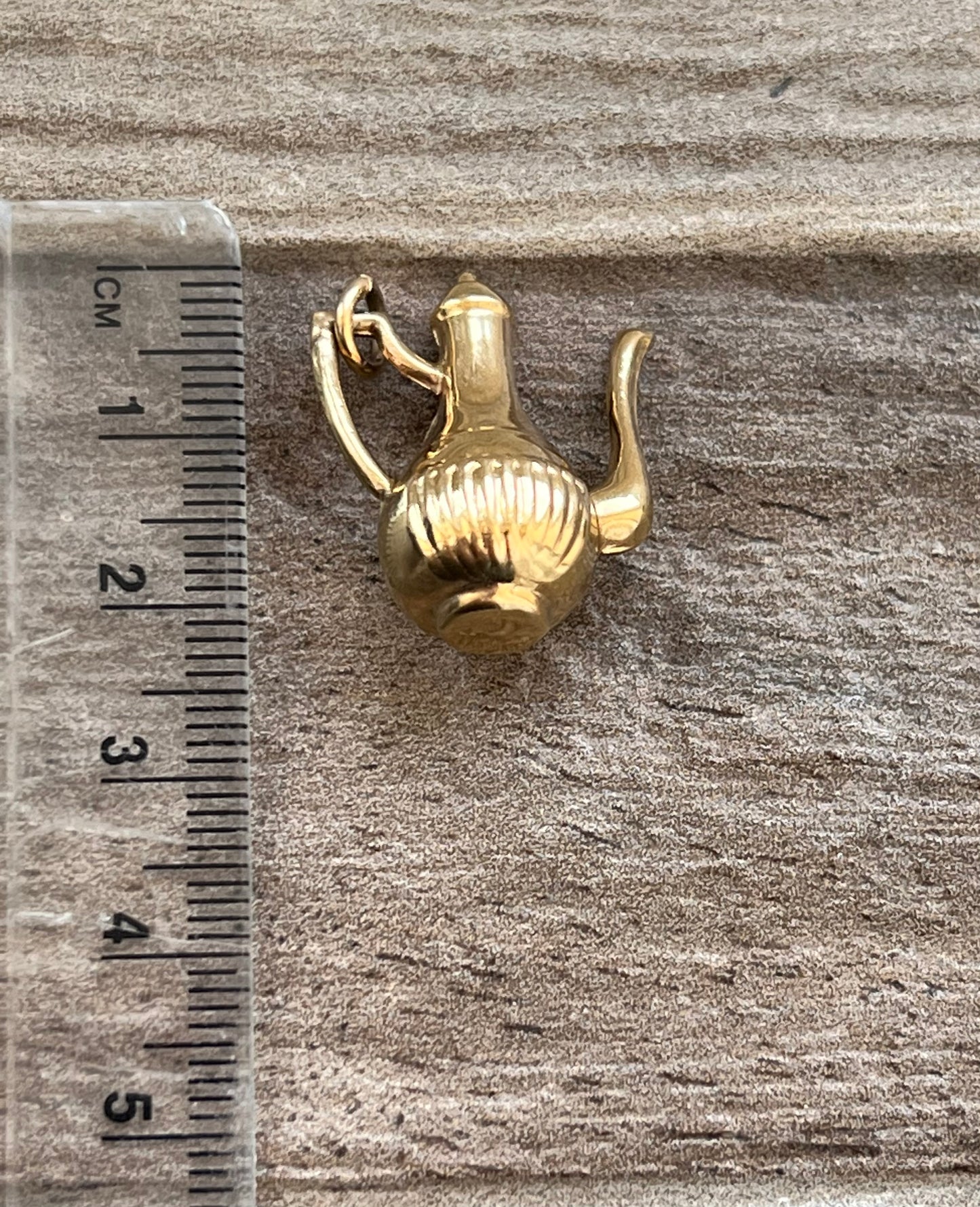 Vintage 9ct Gold Teapot Charm