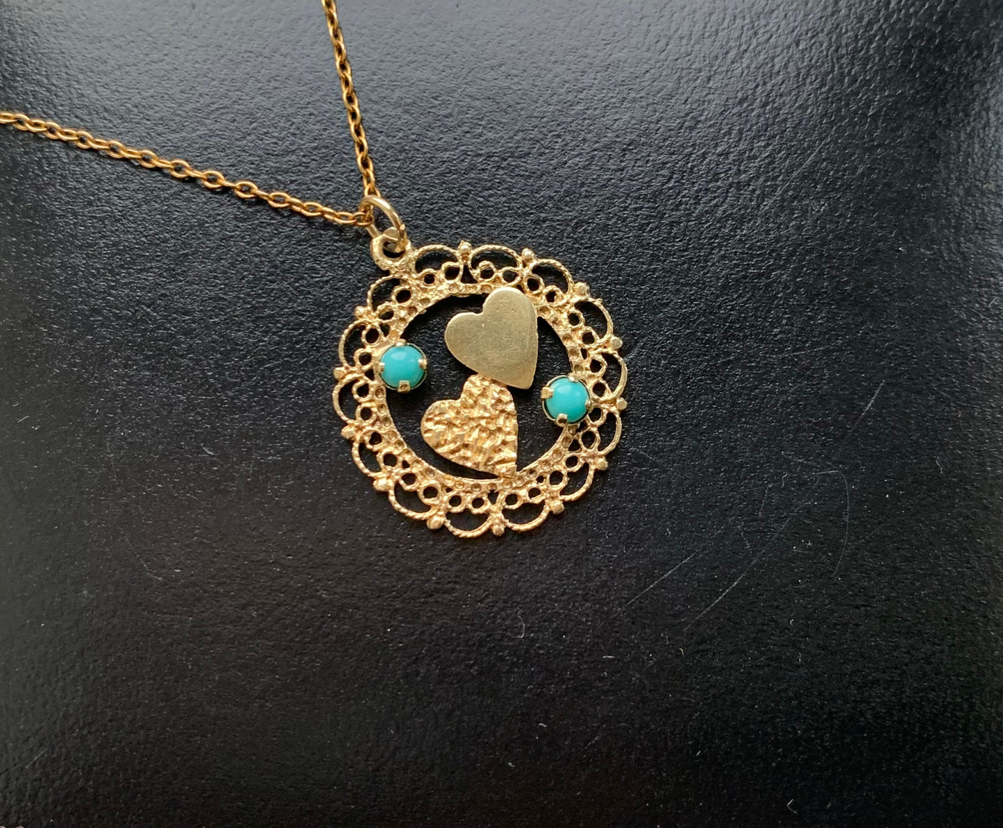 Unusual 14ct Gold Vintage Turquoise Double Heart Pendant (not 9ct)