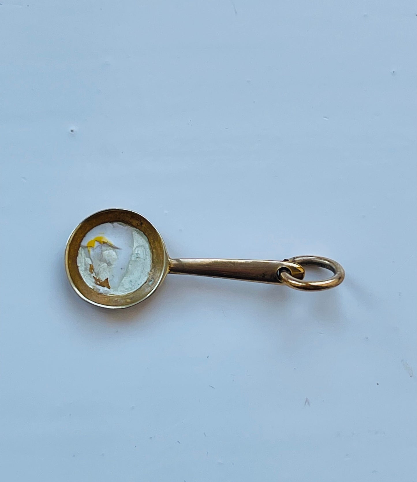 9ct Gold Vintage Frying Pan Charm