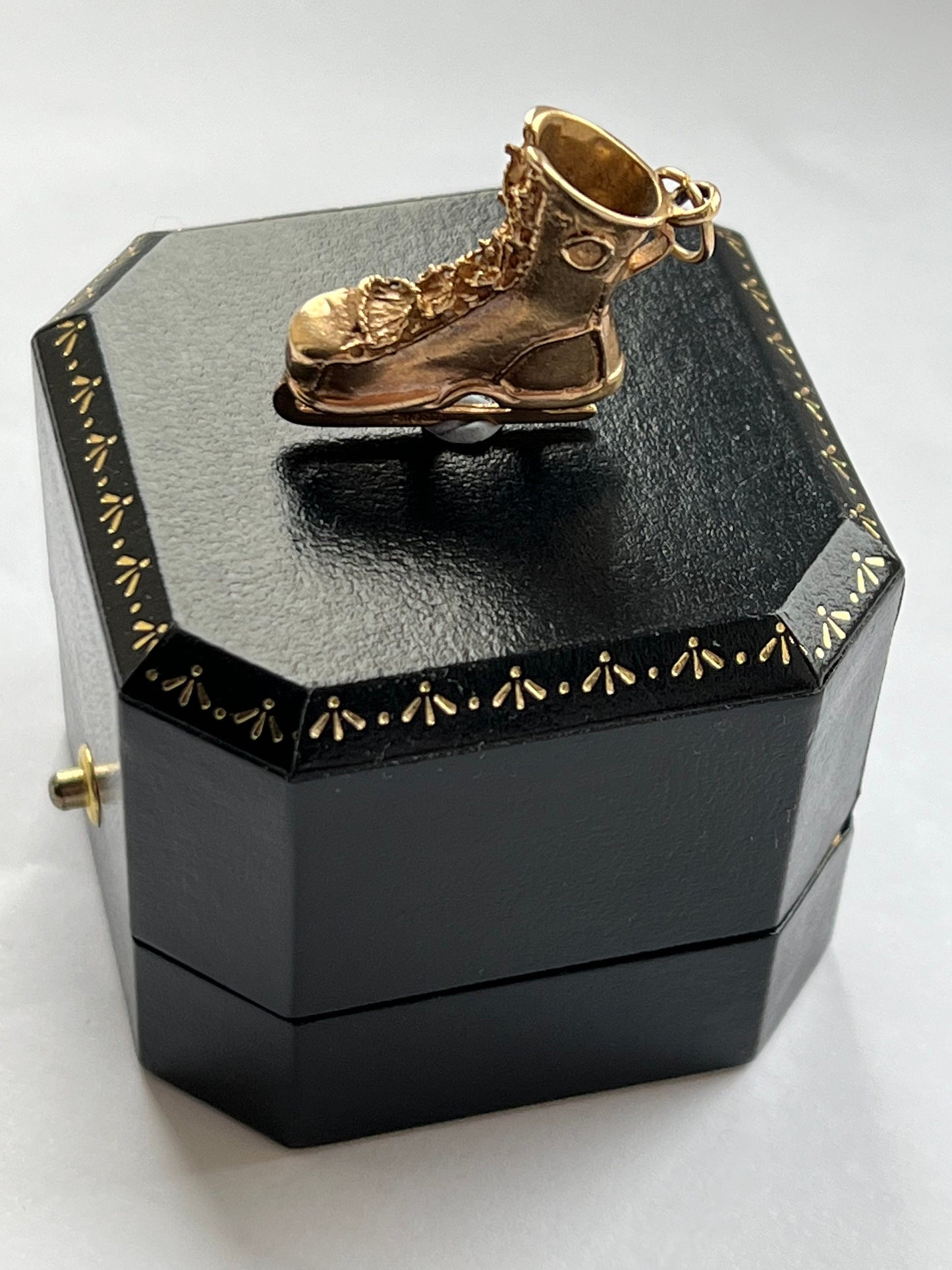 9ct Gold Vintage Skating Boot Charm