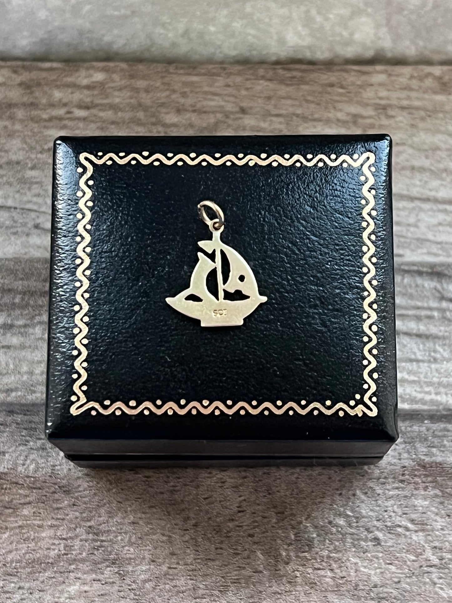 Vintage 9ct Gold Enamelled Yacht Charm