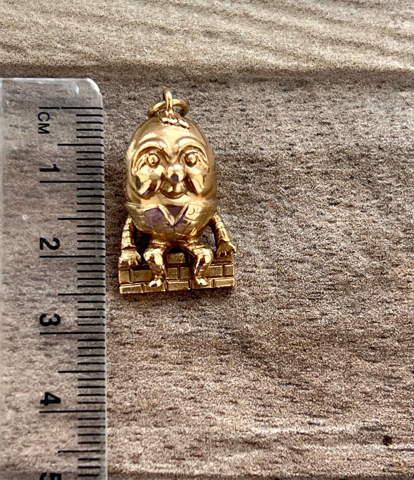 9ct Gold Vintage Humpty Dumpty Charm